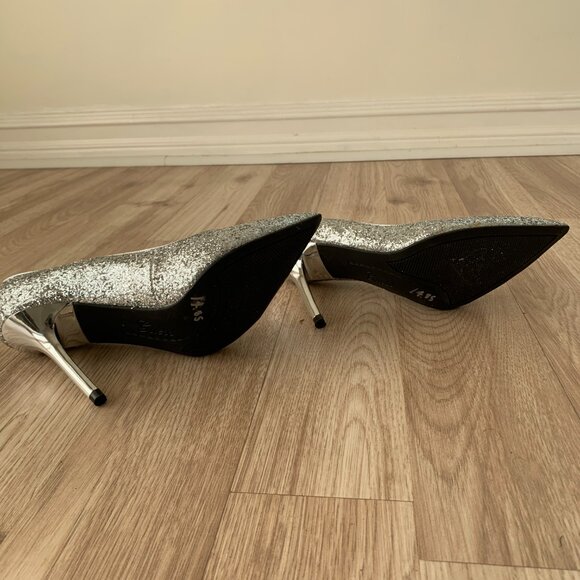 NWOT Sexy Silver Sparkly Glitter Heels - Picture 7 of 7